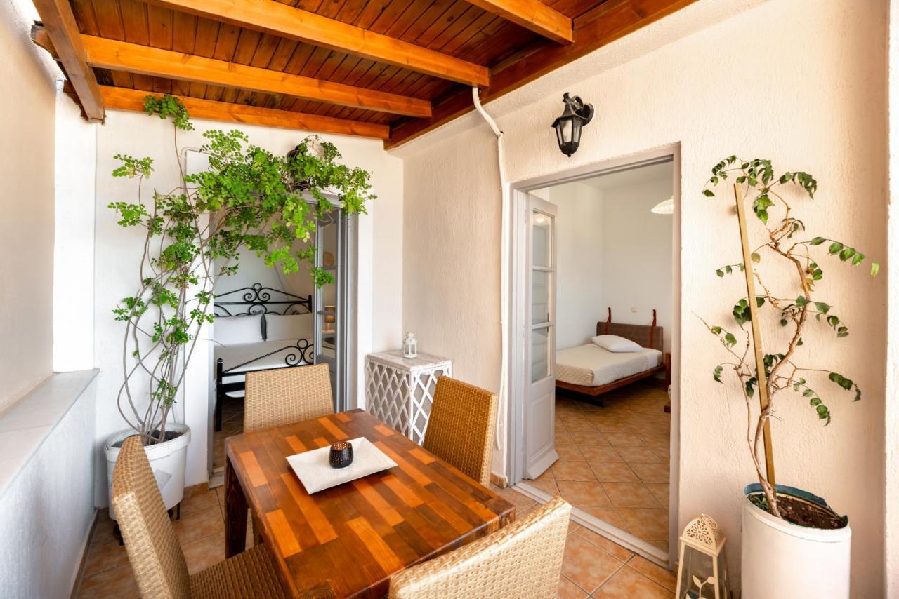Villa By Hotel Thira 费拉 外观 照片